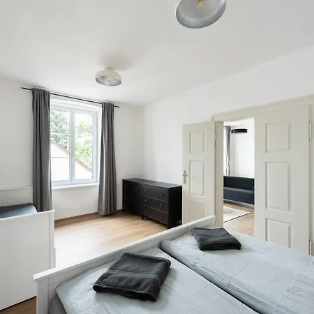 Apartment Vacov Apartment *