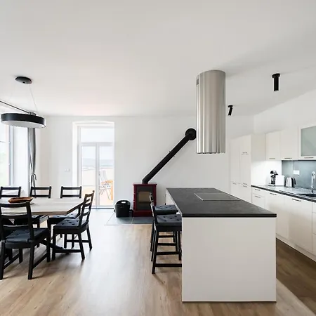 Vacov Apartment *