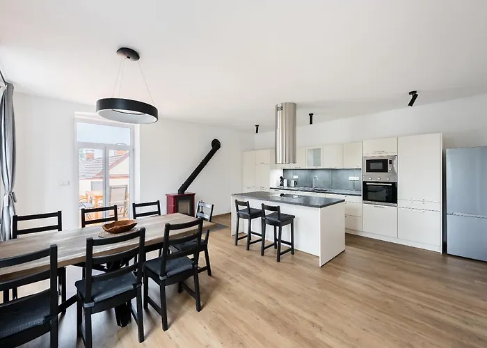 Vacov Apartment *