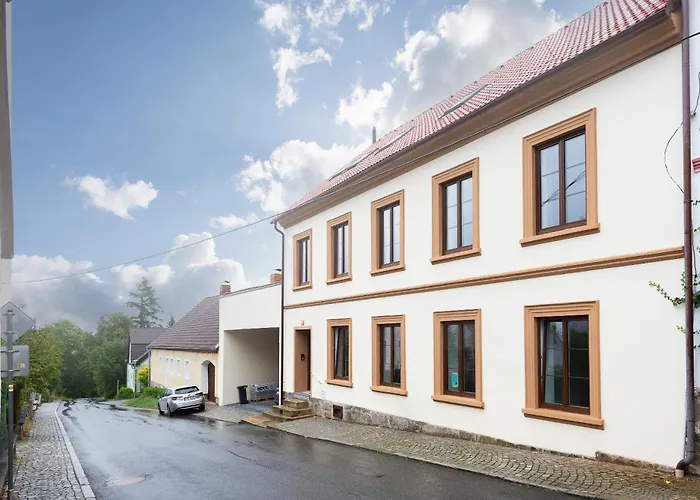 Vacov Apartment *