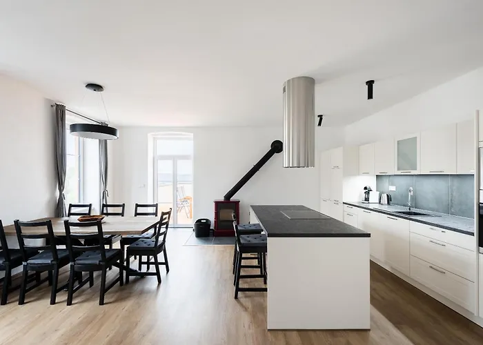 Vacov Apartment *